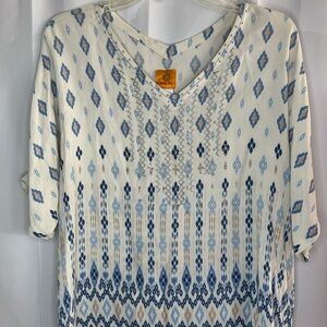 Ruby Rd. Ivory and Navy Geometric Blouse